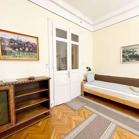 Bank5 Apartman